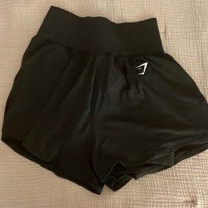 gymshark shorts size medium